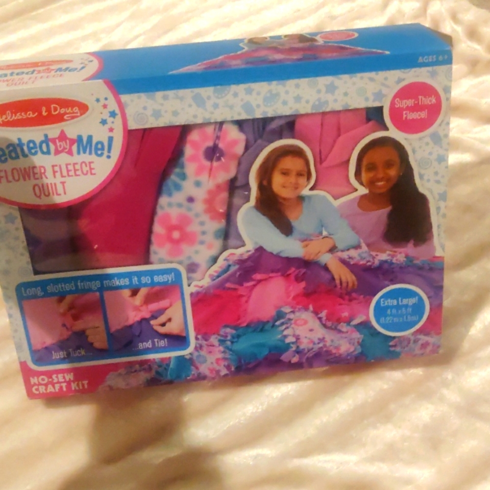 Melissa & Doug Created by Me! Flower Fleece Quilt Craft Kit